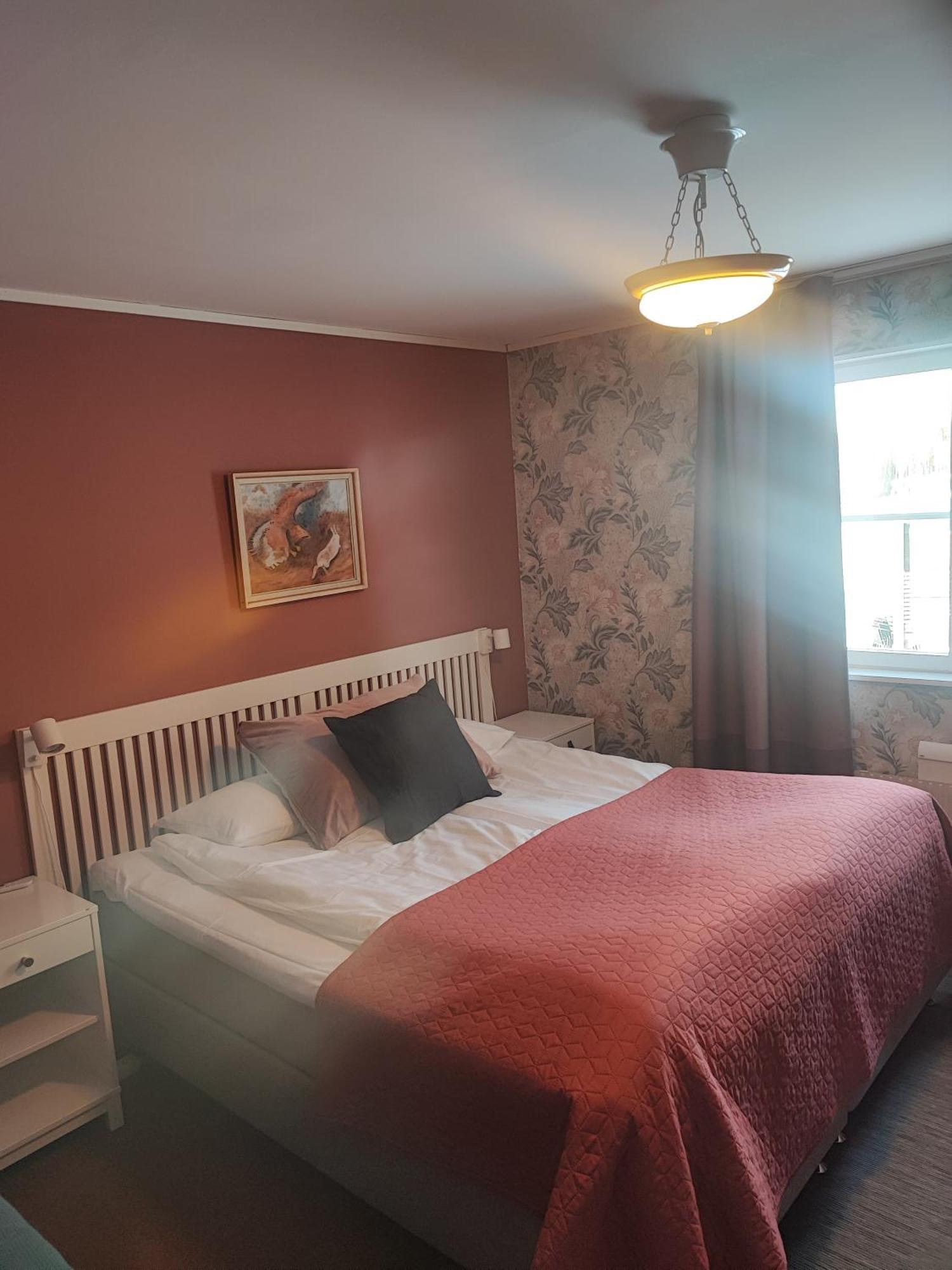 לקסנד Sjugare Gard Bed & Breakfast מראה חיצוני תמונה
