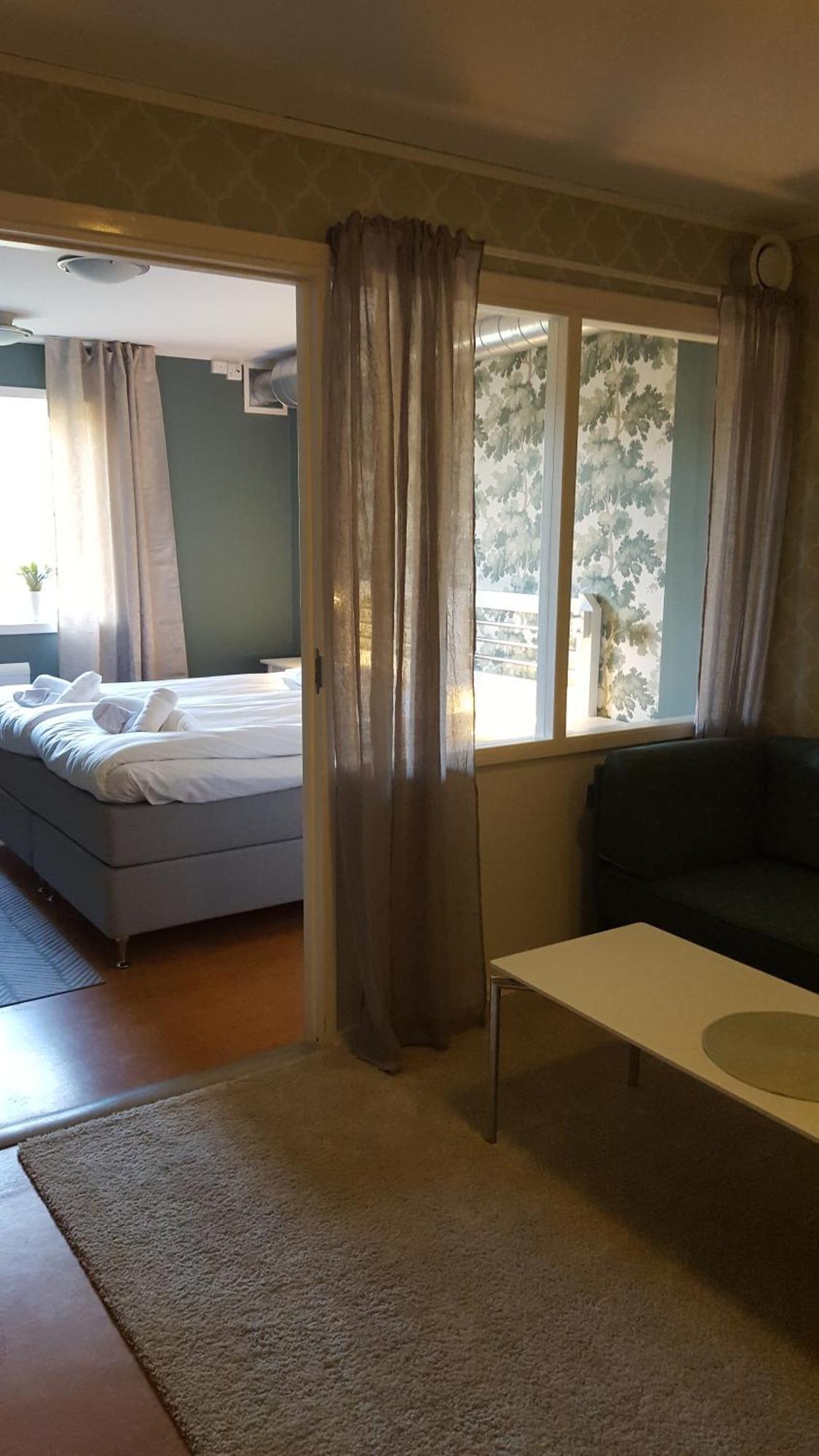 לקסנד Sjugare Gard Bed & Breakfast מראה חיצוני תמונה