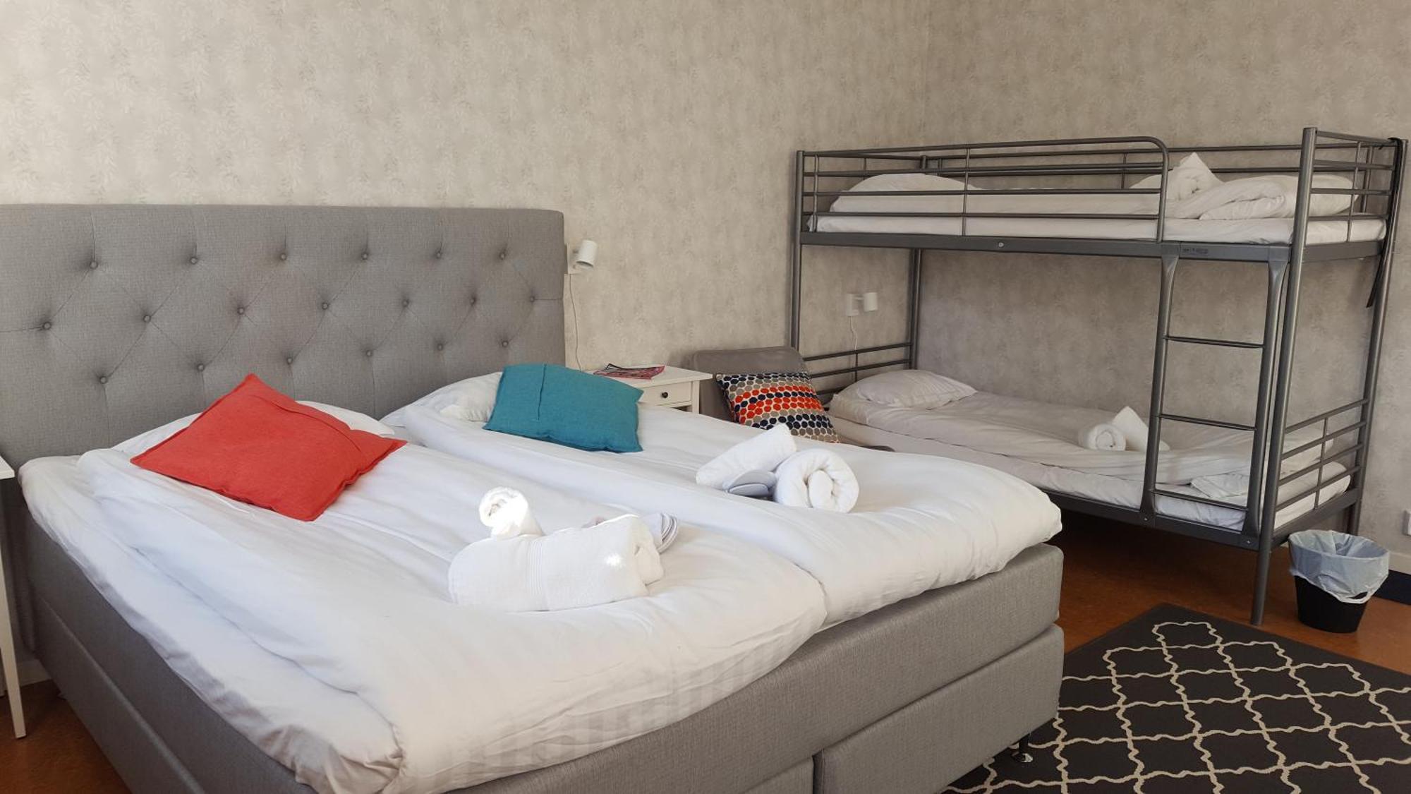לקסנד Sjugare Gard Bed & Breakfast מראה חיצוני תמונה
